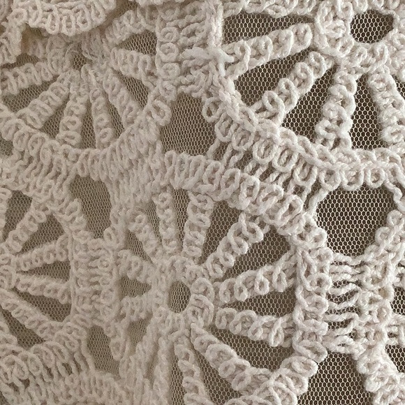 Stunning crochet boho chic top. Plus size 3 X New With Tags - Picture 2 of 5